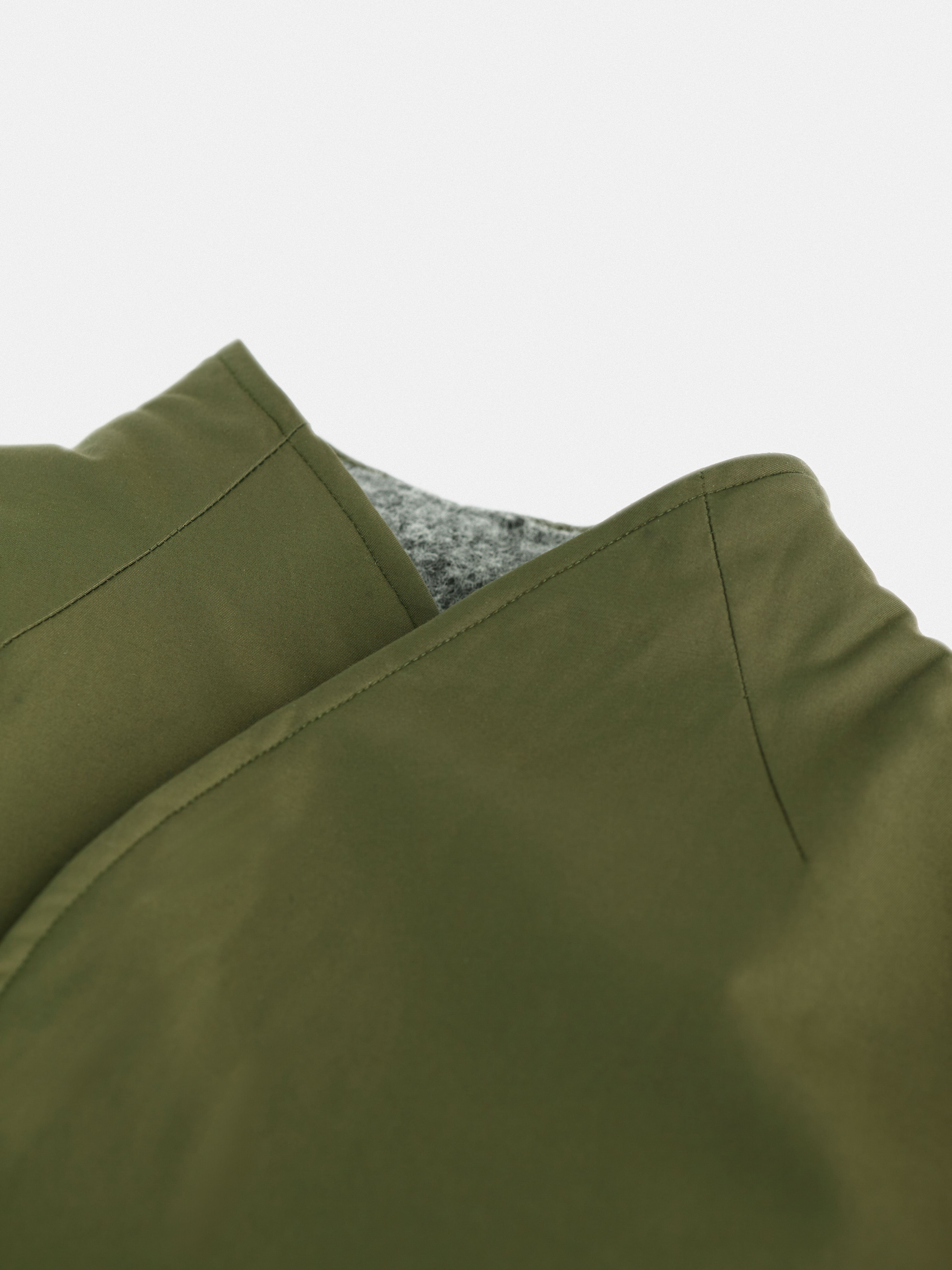 reversible side collar construction Autumn / Winter 2025 Puffer Jacket by Gabriel Stunz