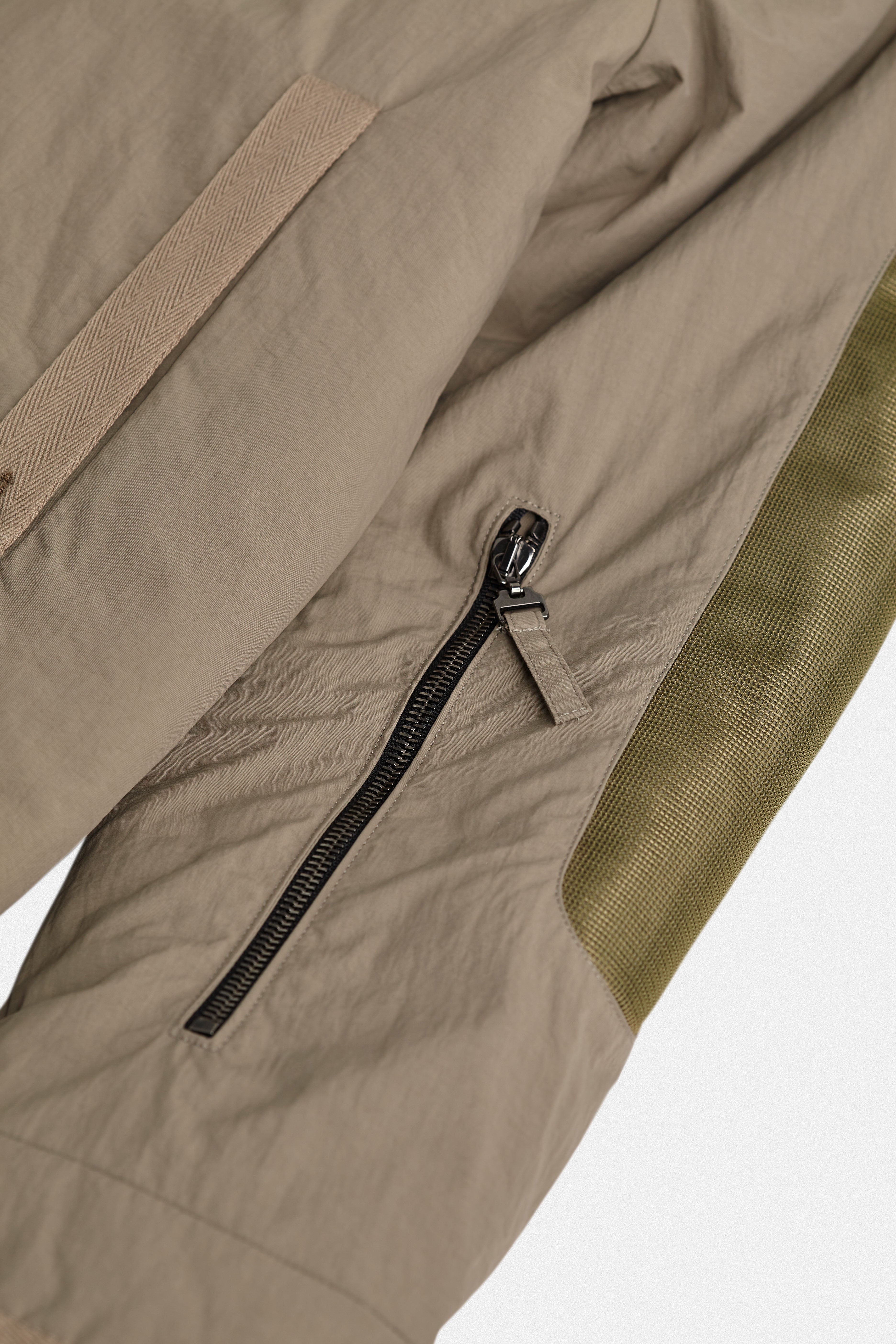 Zip and mesh sleeve detail Autumn / Winter 2025 Puffer Jacket by Gabriel Stunz