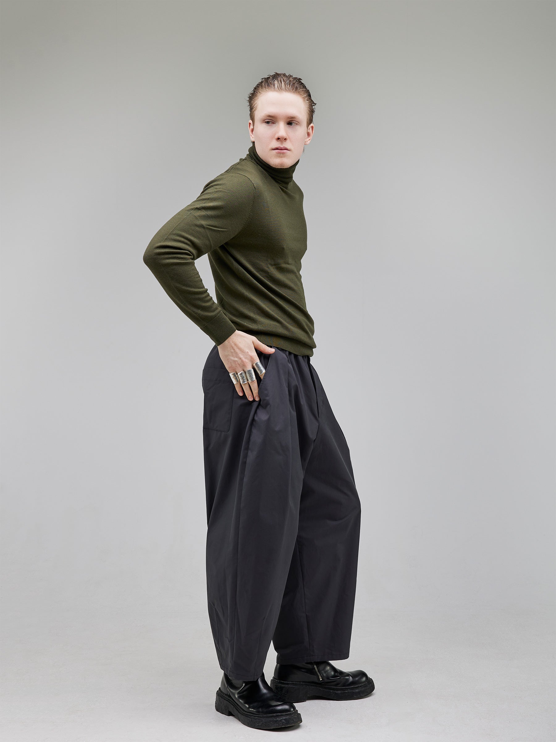 スキー STREULE JUST ADJUST PANT Adaptive Pleated Trousers – gabrielstunz
